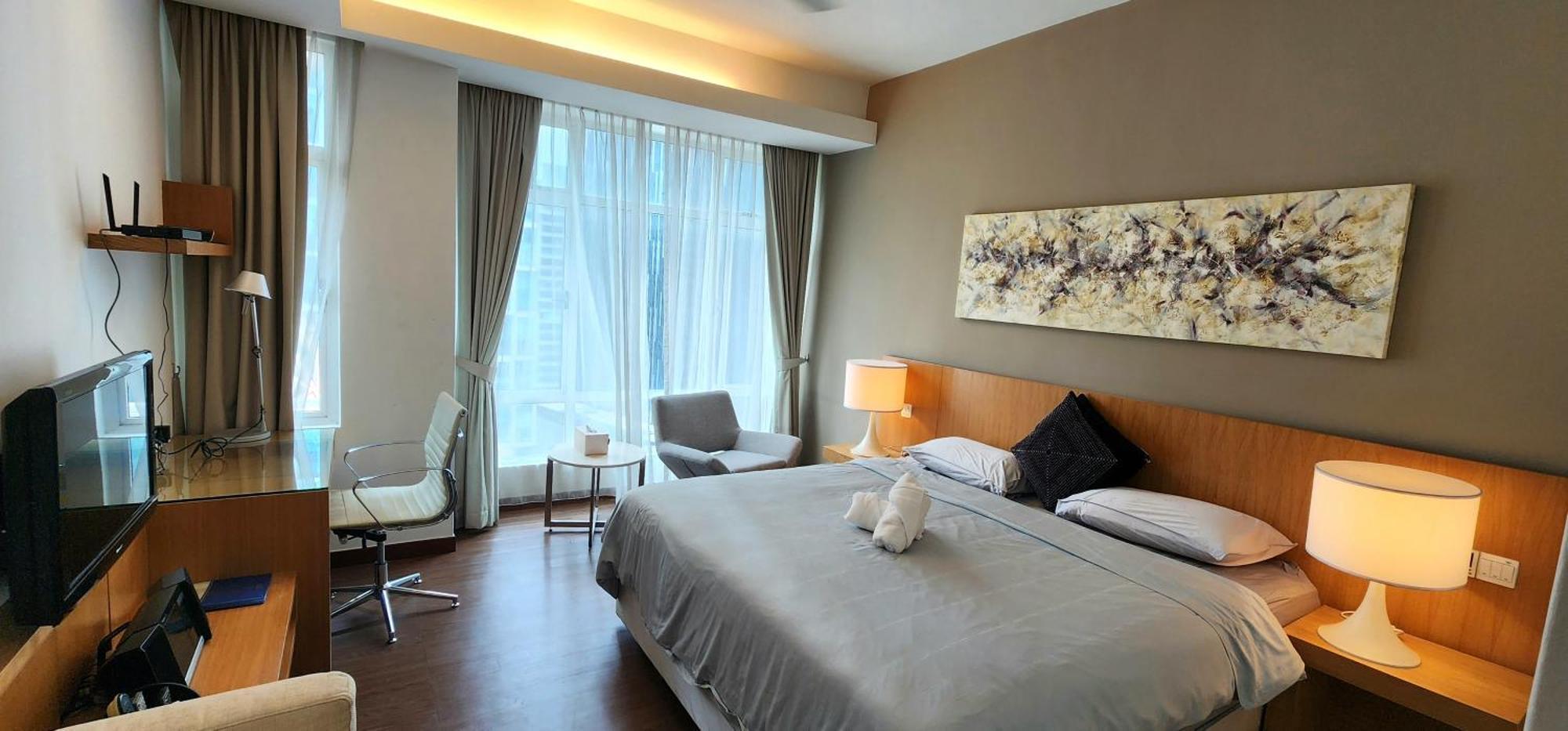 Cozy Super King Bed Studio Walking To Petronas Klcc Куала Лумпур Екстериор снимка